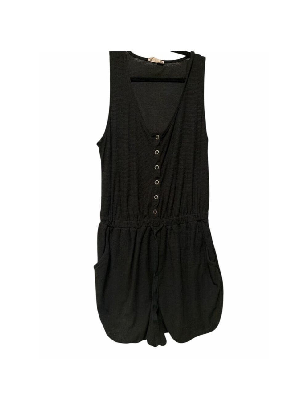 New In Black Sleeveless Button-Front Pocket Romper - Size Medium